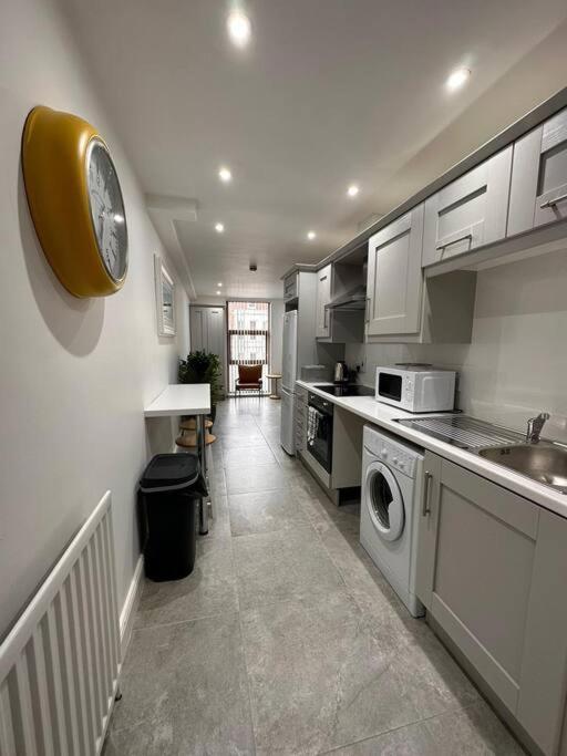 Boutique Style Apartment Belfast Eksteriør bilde